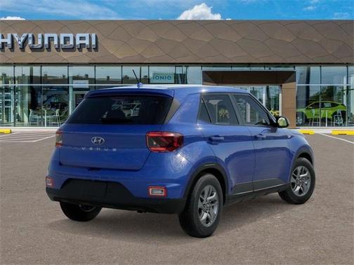 2025 Hyundai VENUE SE