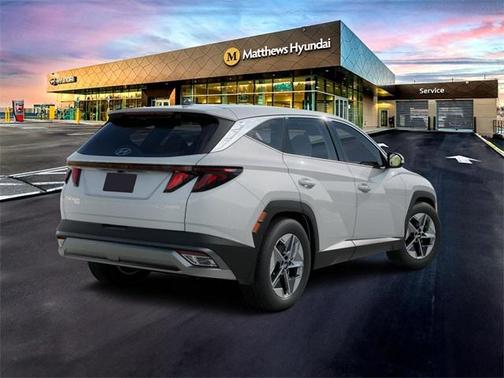 2026 Hyundai TUCSON Hybrid SEL