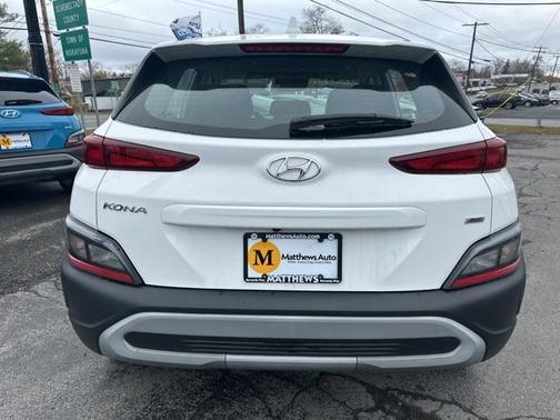 2022 Hyundai KONA SE