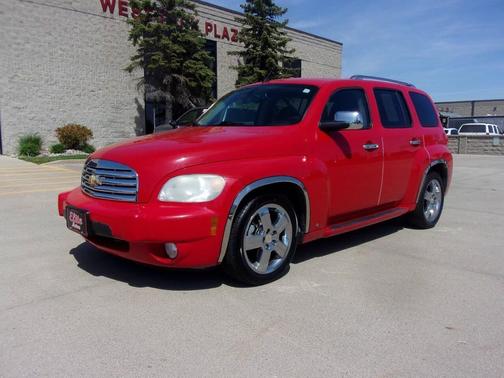 Red 2009 Chevrolet HHR LT