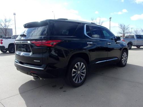 Black 2023 Chevrolet Traverse Premier