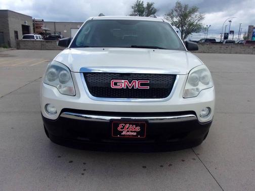 White 2011 GMC Acadia SLE