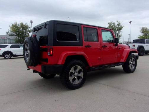 2018 Jeep Wrangler JK Unlimited Sahara