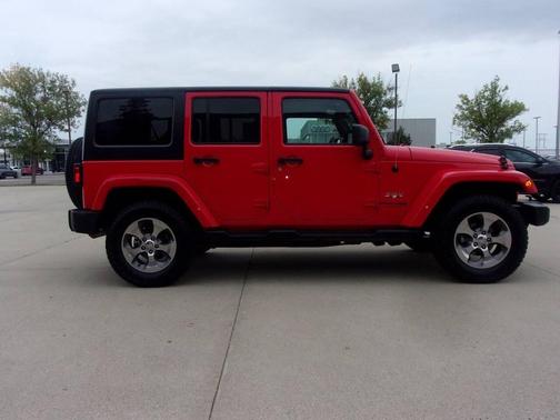 2018 Jeep Wrangler JK Unlimited Sahara