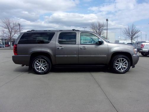 Mocha Bronze Metallic 2013 Chevrolet Suburban 1500 LTZ