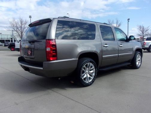 Mocha Bronze Metallic 2013 Chevrolet Suburban 1500 LTZ