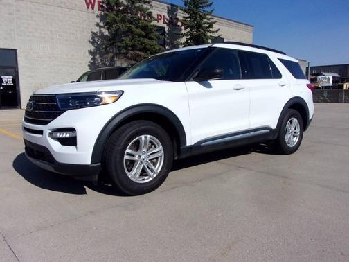 2023 Ford Explorer XLT AWD 4dr SUV