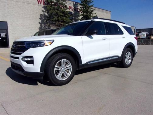2023 Ford Explorer XLT AWD 4dr SUV