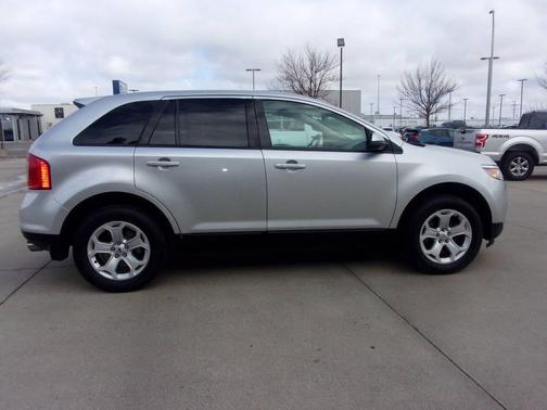 Ingot Silver Metallic 2014 Ford Edge SEL