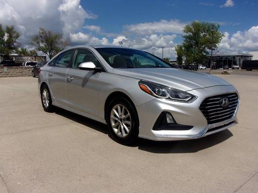 Silver 2018 Hyundai SONATA SE
