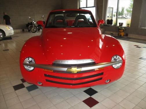 2003 Chevrolet SSR LS 2dr Regular Cab Convertible Rwd SB