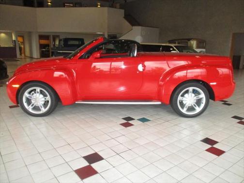 2003 Chevrolet SSR LS 2dr Regular Cab Convertible Rwd SB