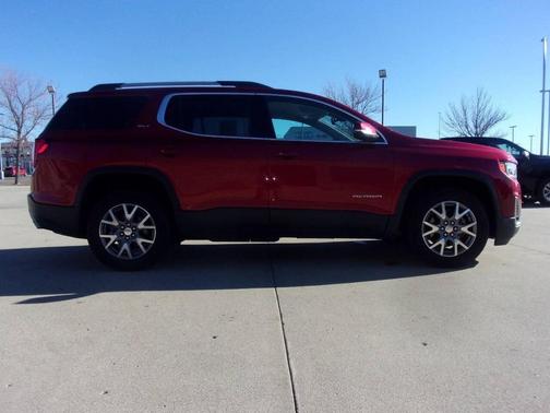 2021 GMC Acadia SLT 4x4 4dr SUV