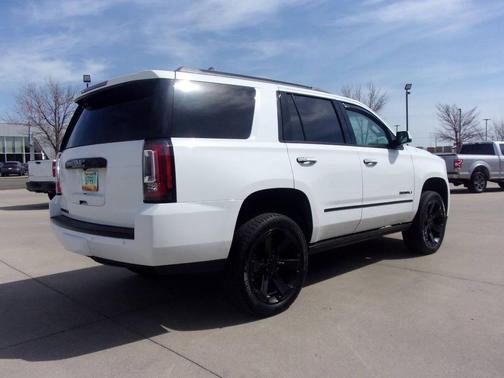 White 2019 GMC Yukon Denali