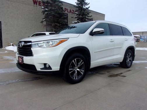 2016 Toyota Highlander XLE