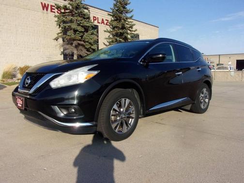 Black 2016 Nissan Murano SV