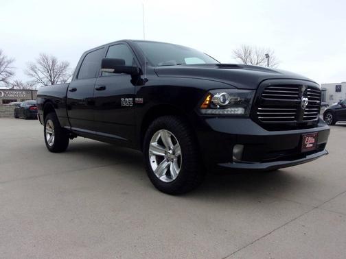 2016 RAM 1500 Sport