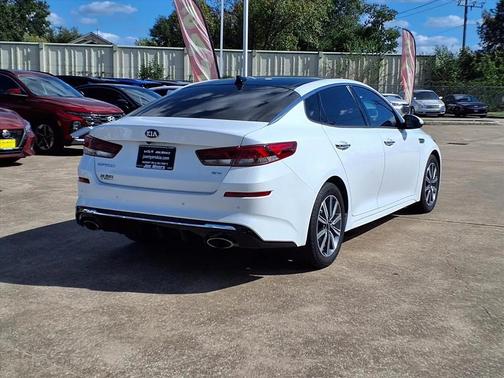 2020 Kia Optima EX