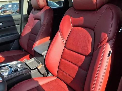 2025 Mazda CX-5 Carbon Edition