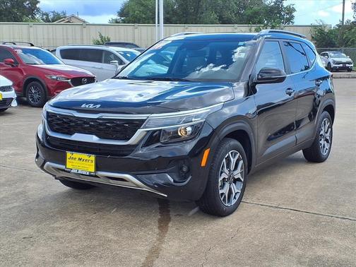 2022 Kia Seltos EX