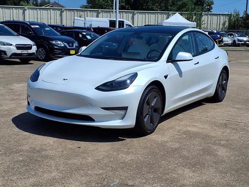 2023 Tesla Model 3 Standard Range