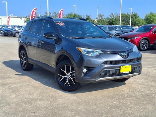2018 Toyota RAV4 SE