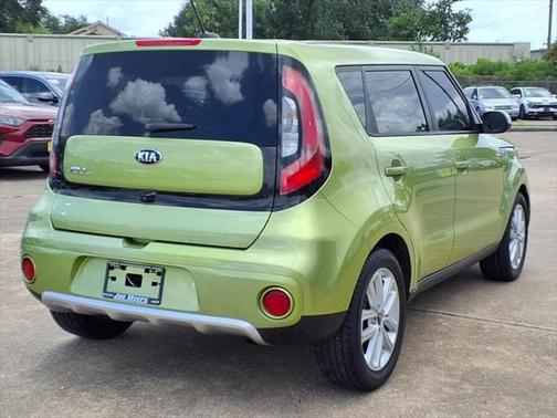 2017 Kia Soul +
