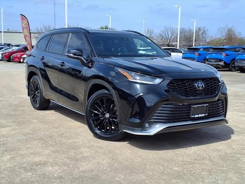 2024 Toyota Highlander XSE