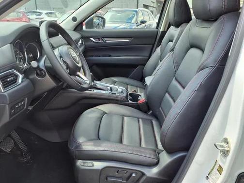 2025 Mazda CX-5 Carbon Edition