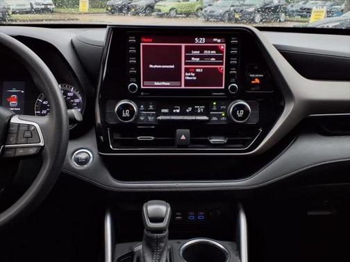 2022 Toyota Highlander L