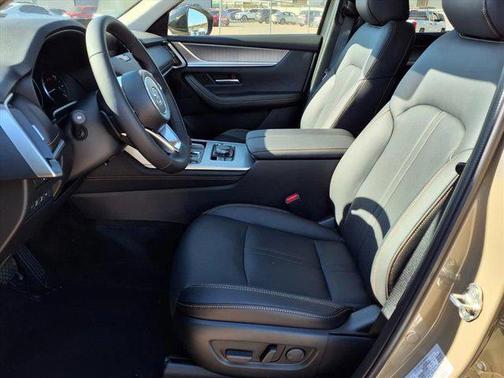 Zircon Sand Metallic 2026 Mazda CX-70 3.3 Turbo Preferred