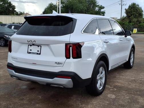 2025 Kia Sorento LX