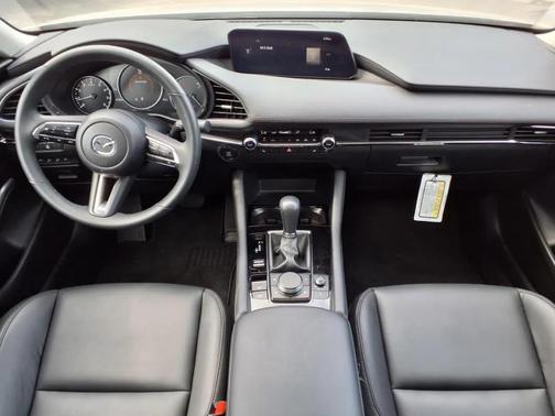 2025 Mazda Mazda3 FWD w/Preferred Package