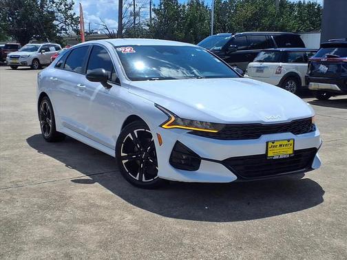 2022 Kia K5 GT-Line