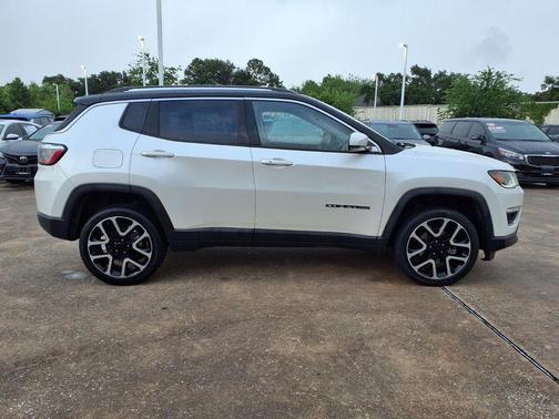 Pearl White Tri-Coat 2018 Jeep Compass Limited