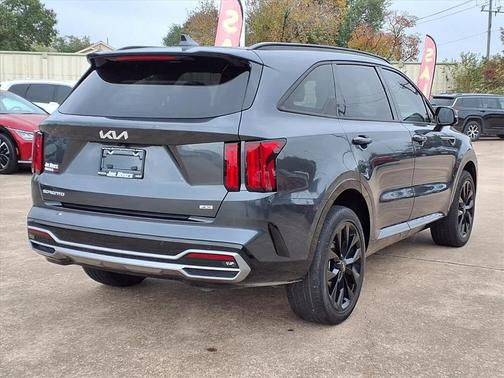 2023 Kia Sorento SX