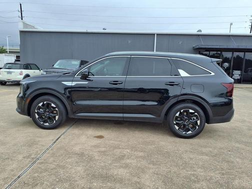 Ebony Black 2025 Kia Sorento S