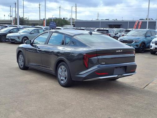 2025 Kia K4 LX