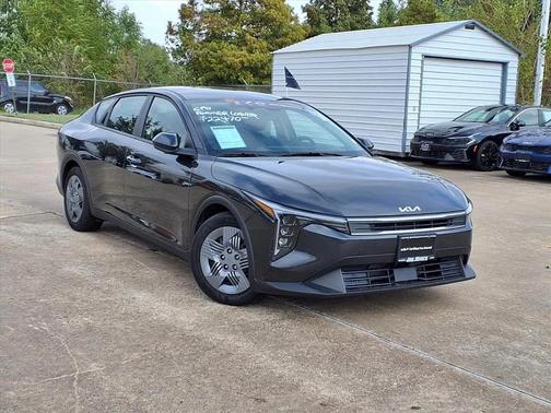 2025 Kia K4 LX