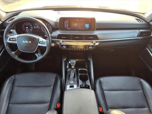 2022 Kia Telluride LX