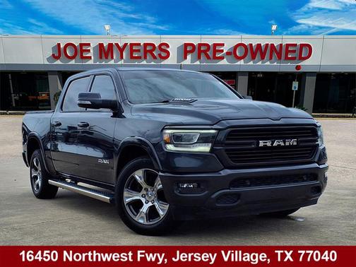 Maximum Steel Metallic Clearcoat 2019 RAM 1500 Laramie