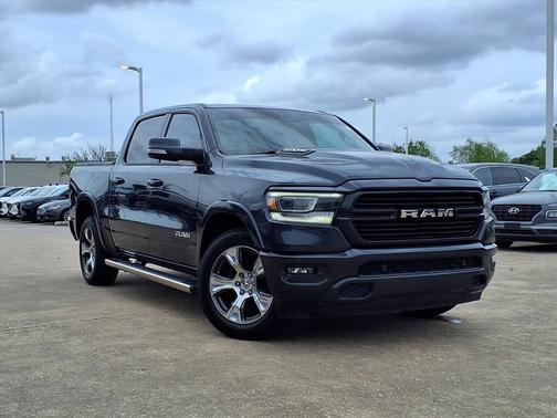 Maximum Steel Metallic Clearcoat 2019 RAM 1500 Laramie