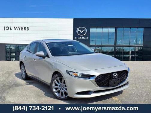 2025 Mazda Mazda3 FWD w/Preferred Package