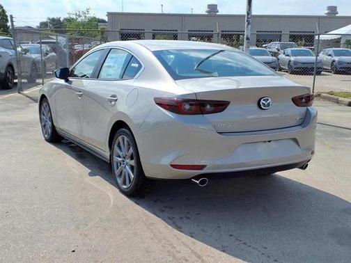 2025 Mazda Mazda3 FWD w/Preferred Package