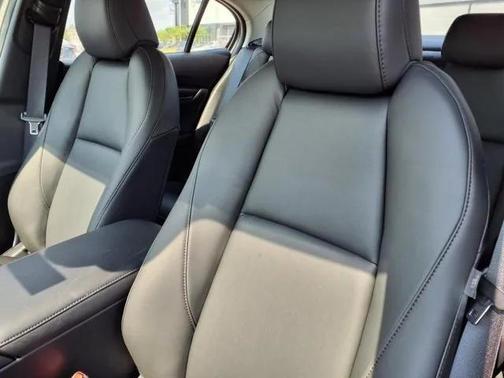 2025 Mazda Mazda3 FWD w/Preferred Package