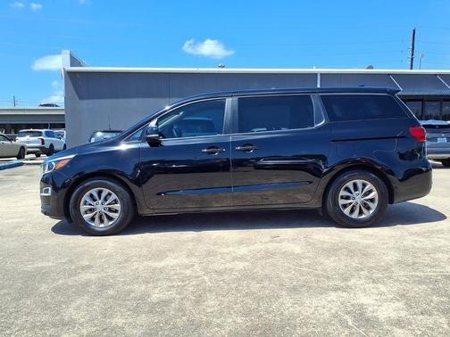 Aurora Black 2020 Kia Sedona LX