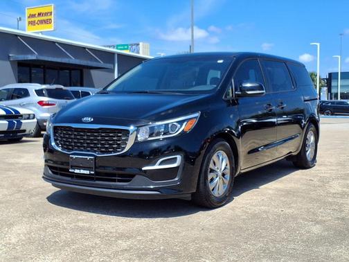 Aurora Black 2020 Kia Sedona LX