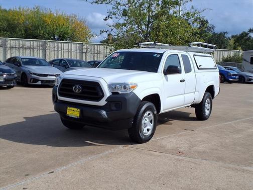 2022 Toyota Tacoma SR