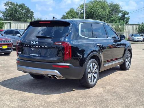2022 Kia Telluride S