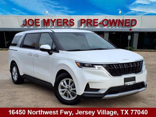 2024 Kia Carnival LX